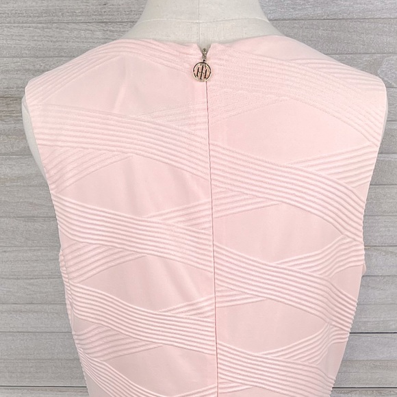 TOMMY HILFIGER Textured Sleeveless Bodycon Knee Length Dress Pink-12 - Picture 5 of 5